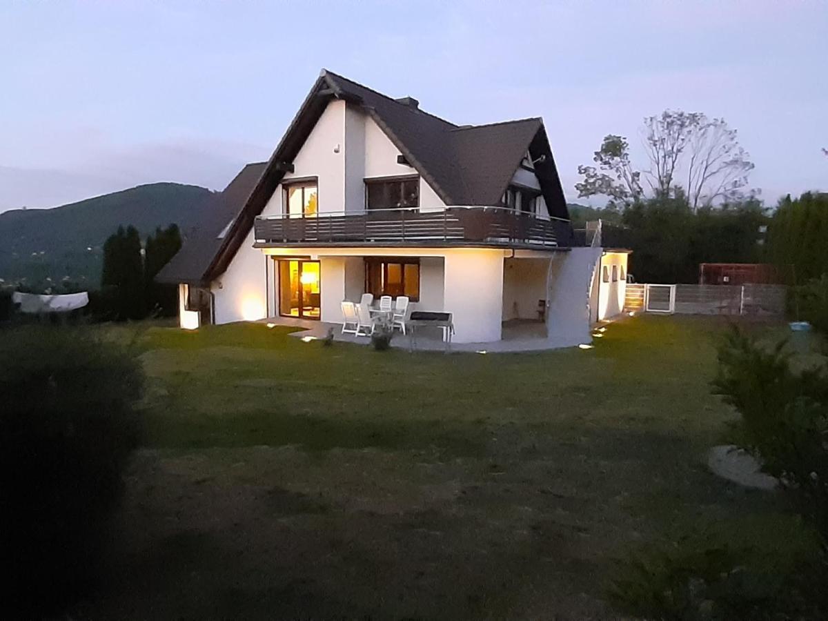 Vila To Tu Dom Brenna Exteriér fotografie